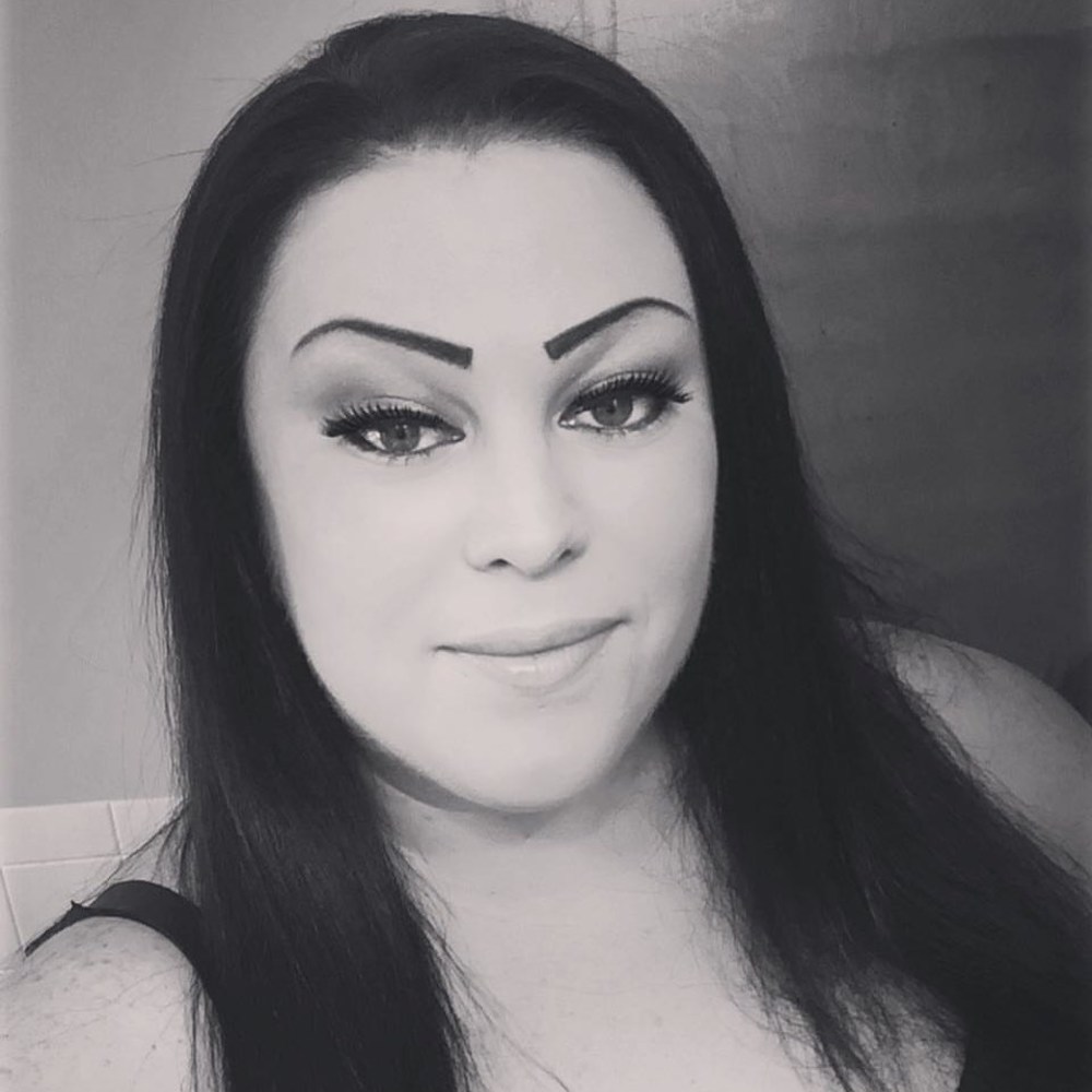 Meet your Posher, Nikki